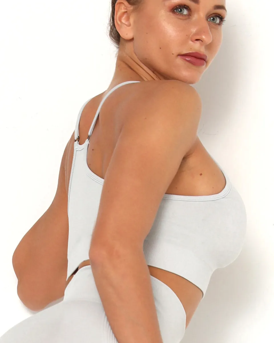 Amplify Scrunch Seamless Sports Bra - Light Gray